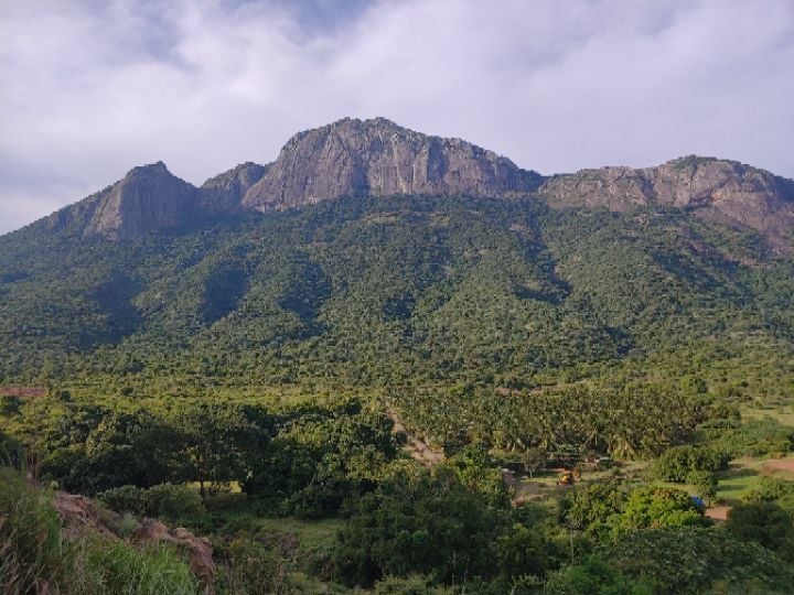 Arulmigu Alagu Thirumalairayap Perumal Kovil - View 2