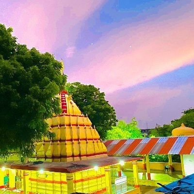 Maa Baglamukhi Temple, Himanchal Pradesh :